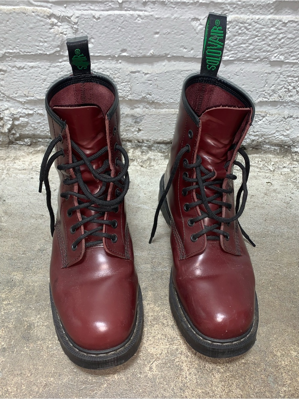 Solovair Oxblood Hi-Shine 8-Eye Derby Boot Men’s 9 US UK 8 Women’s 10 US
